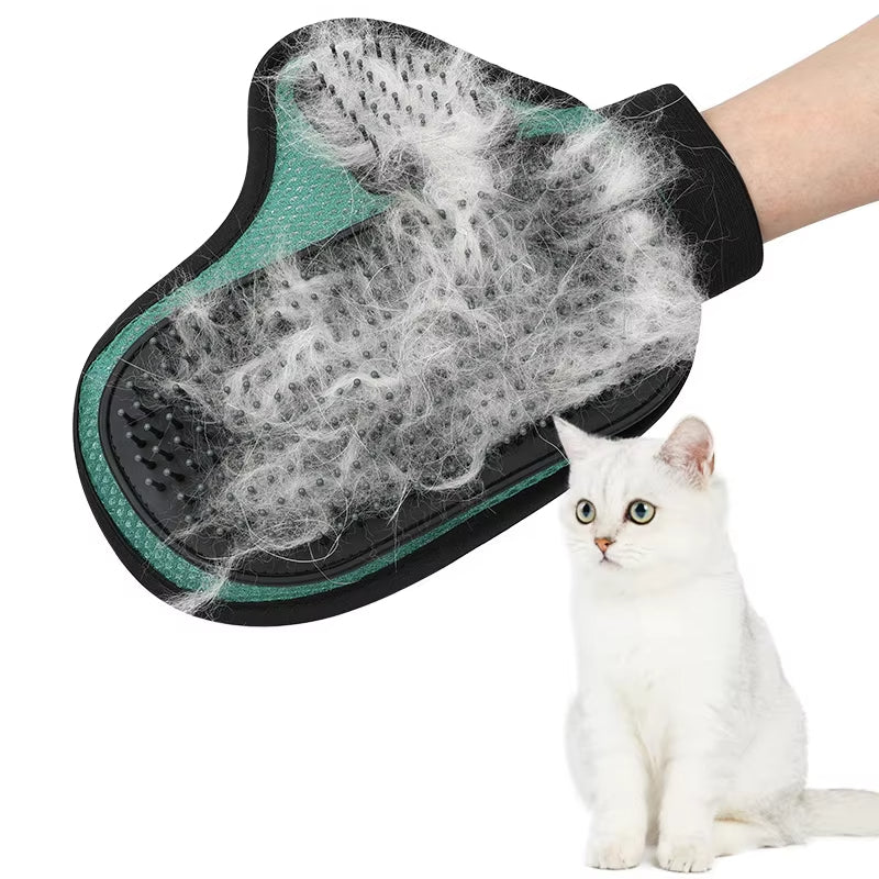 Gentle Pet Massage Glove for Clean, Happy Fur