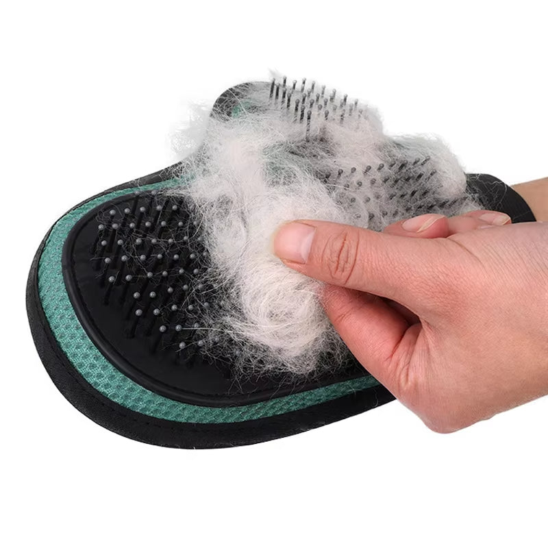 Gentle Pet Massage Glove for Clean, Happy Fur